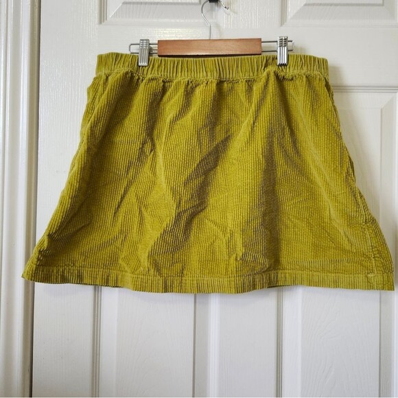 American Eagle Yellow Corduroy Stretchy Waist Mini Skirt XL - Picture 2 of 7